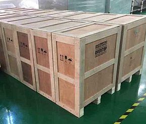 超大件產(chǎn)品入倉后必須要驗貨，要求出口材質(zhì)夾板，膠合板，三合板等包裝，帶合頁帶卡腳，卡腳帶包邊，木箱需打合頁。否則可能產(chǎn)生額外費(fèi)用