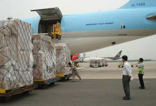 液晶顯示器空運到美國商私地址