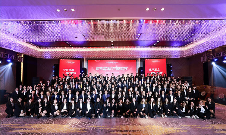 靠譜的FBA貨代公司紐酷國(guó)際服務(wù)團(tuán)隊(duì)