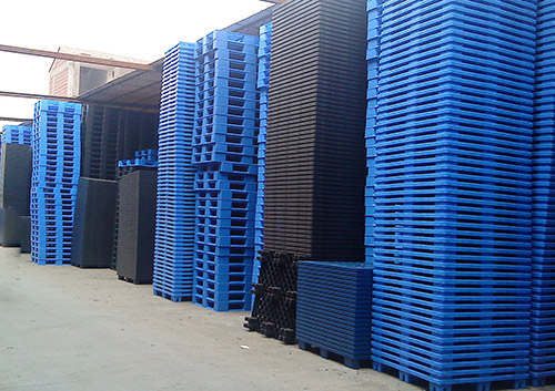 美國(guó)亞馬遜FBA托盤(pán)入倉(cāng)要求嚴(yán)格，包括標(biāo)準(zhǔn)托盤(pán)尺寸、重量限制、包裝材料與標(biāo)識(shí)